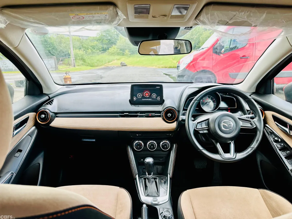Mazda Mazda2 Hatchback, Petrol, 2017, Red