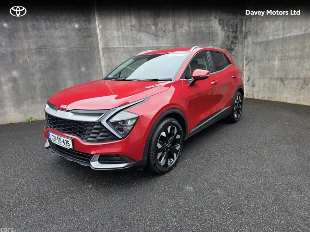 Kia Sportage MPV, Petrol Plug-in Hybrid, 2023, Red