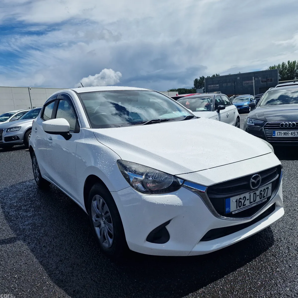 Mazda Demio MPV, Petrol, 2016, White
