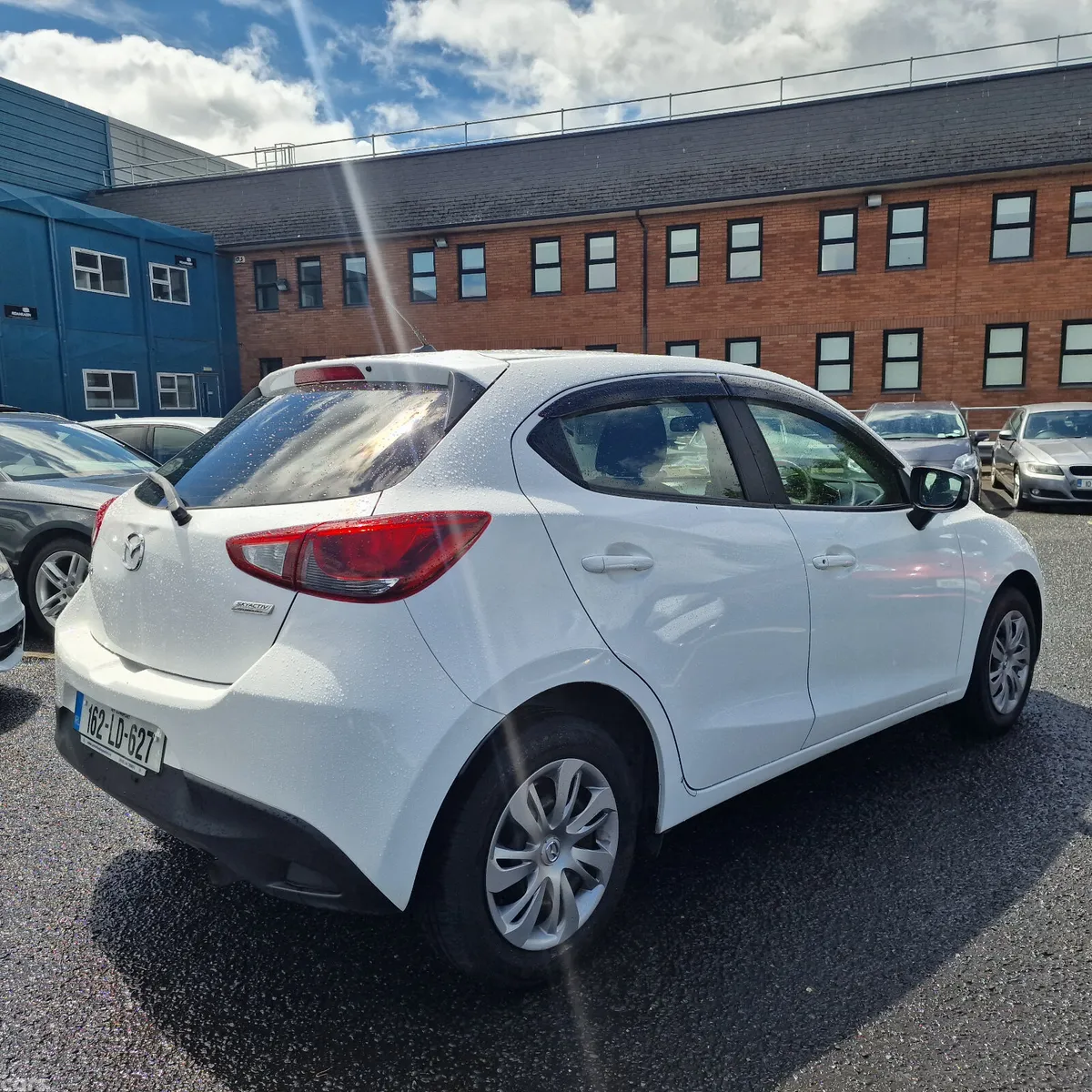 Mazda Demio MPV, Petrol, 2016, White