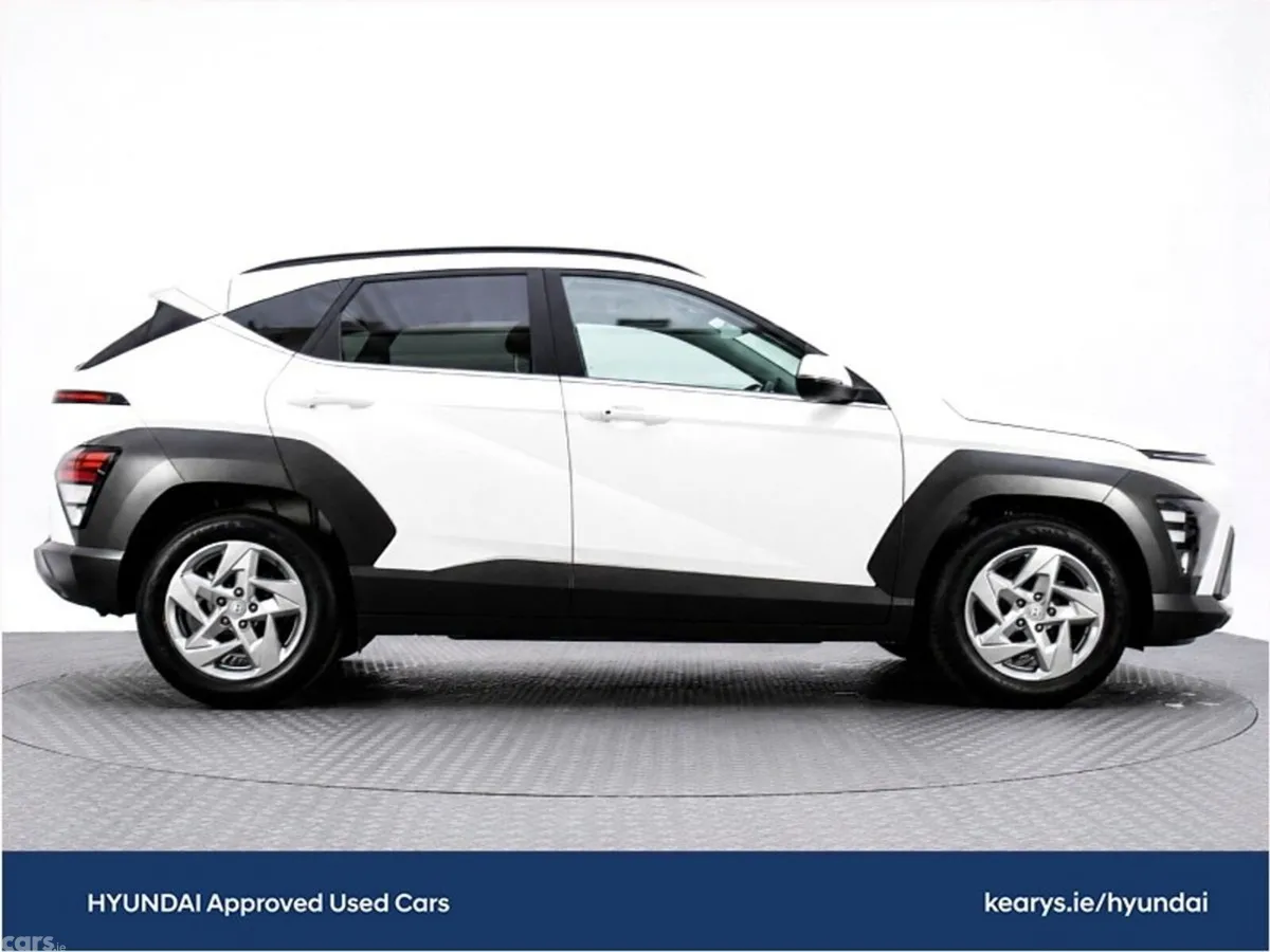 Hyundai KONA SUV, Petrol, 2024, White