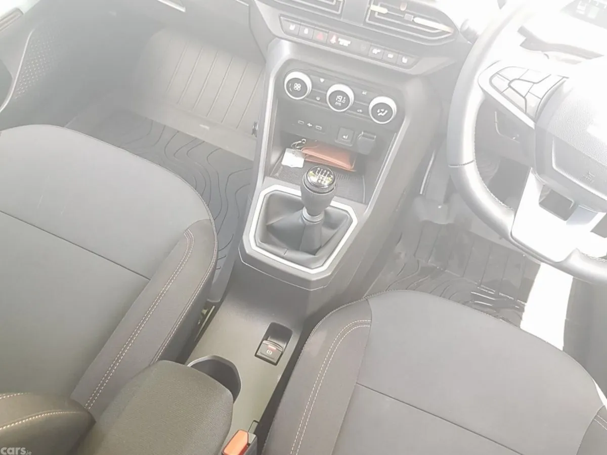 Dacia Jogger MPV, Petrol, 2026, Grey