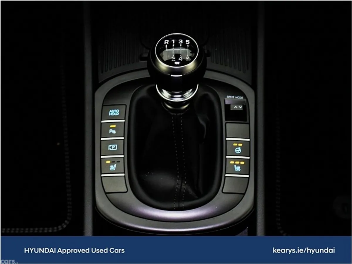 Hyundai KONA SUV, Petrol, 2024, White