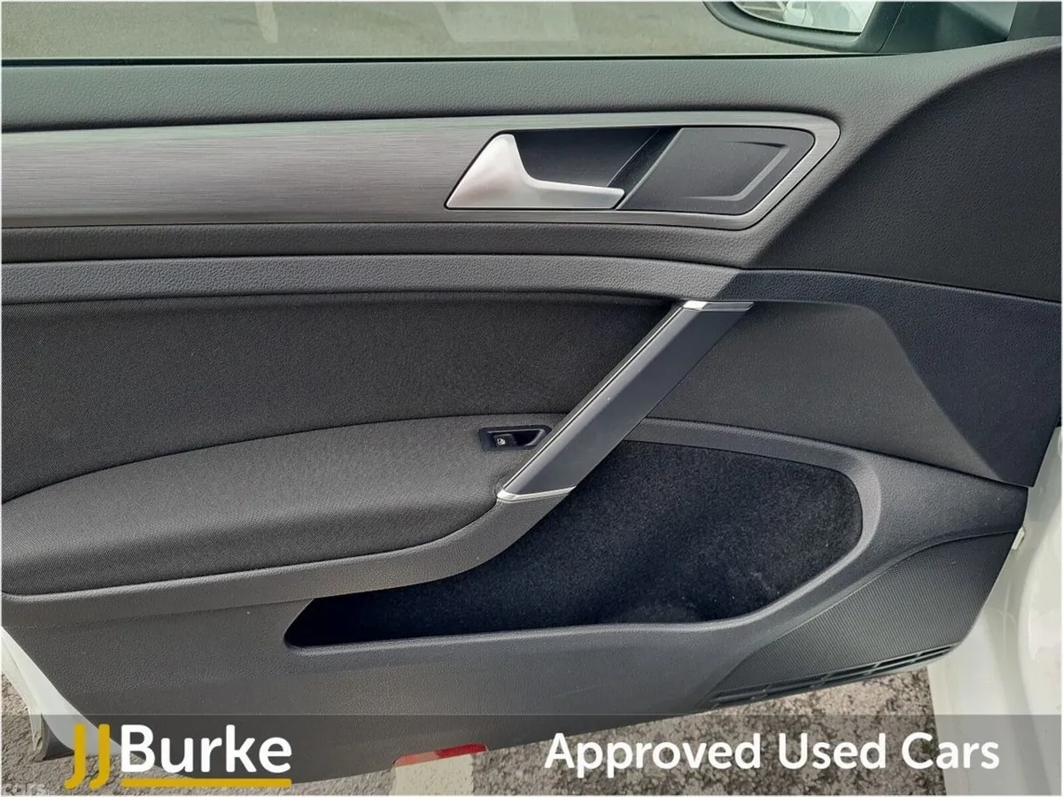 Volkswagen Golf Hatchback, Petrol, 2020, White