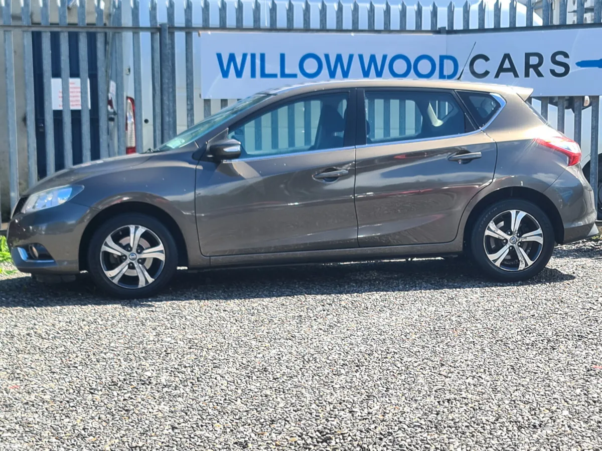 Nissan Pulsar Hatchback, Diesel, 2016, Brown