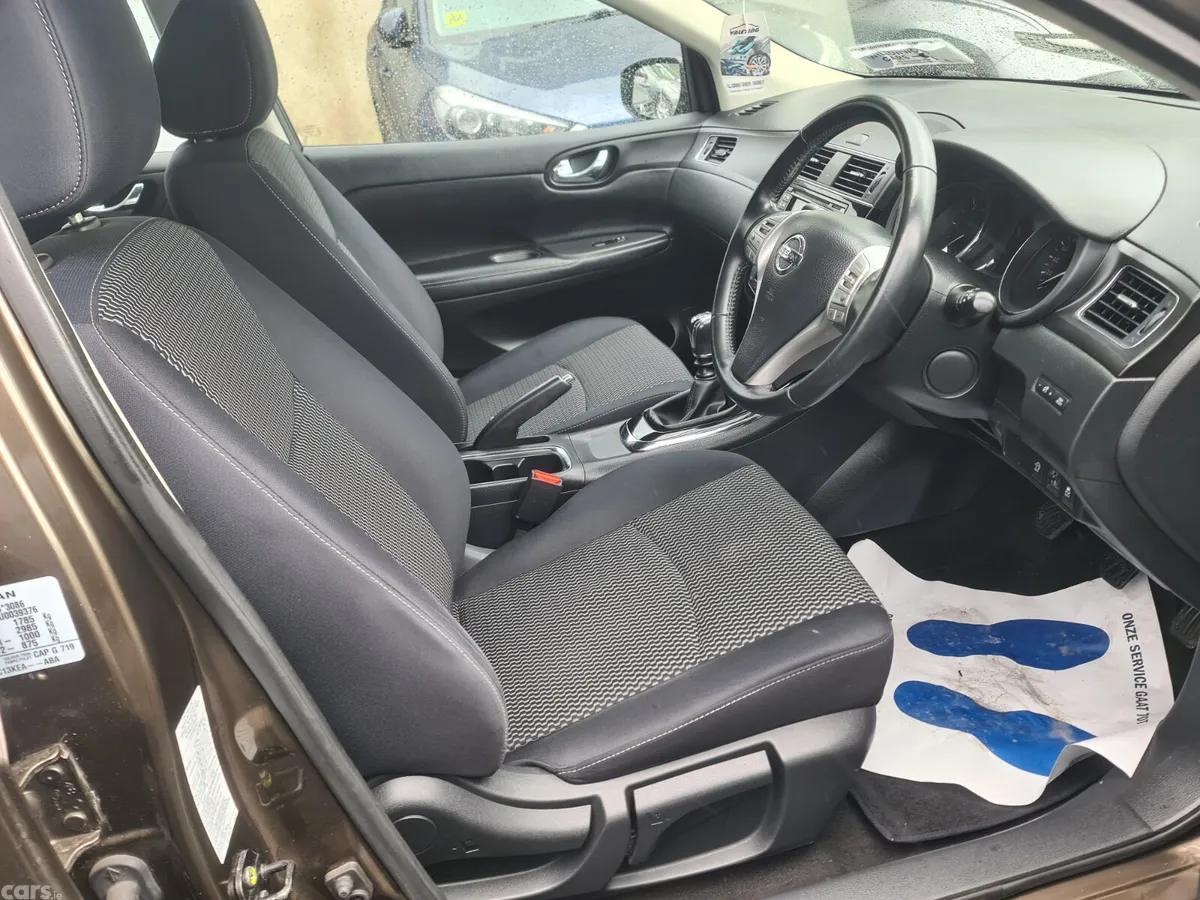 Nissan Pulsar Hatchback, Diesel, 2016, Brown