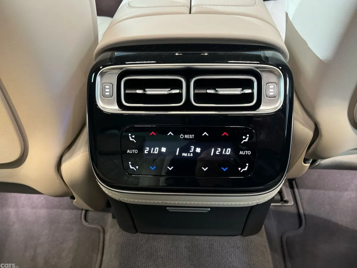 Mercedes-Benz S-Class Saloon, Petrol Plug-in Hybrid, 2025, Black