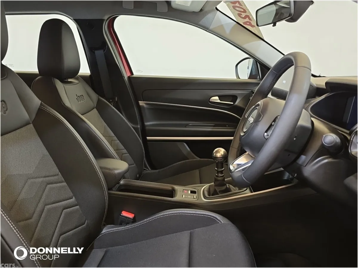 Jeep Avenger Hatchback, Petrol, 2024, Red