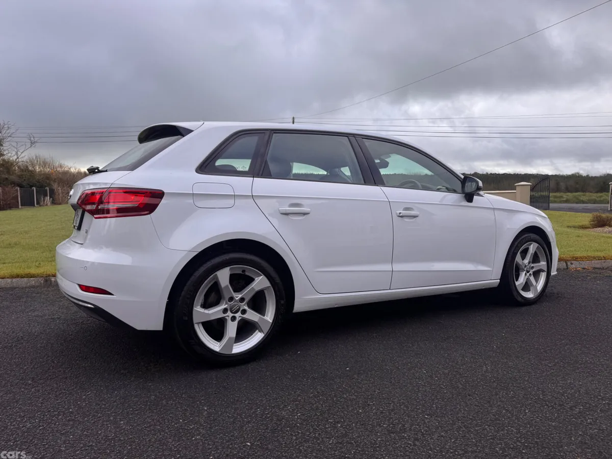 Audi A3 Hatchback, Diesel, 2017, White