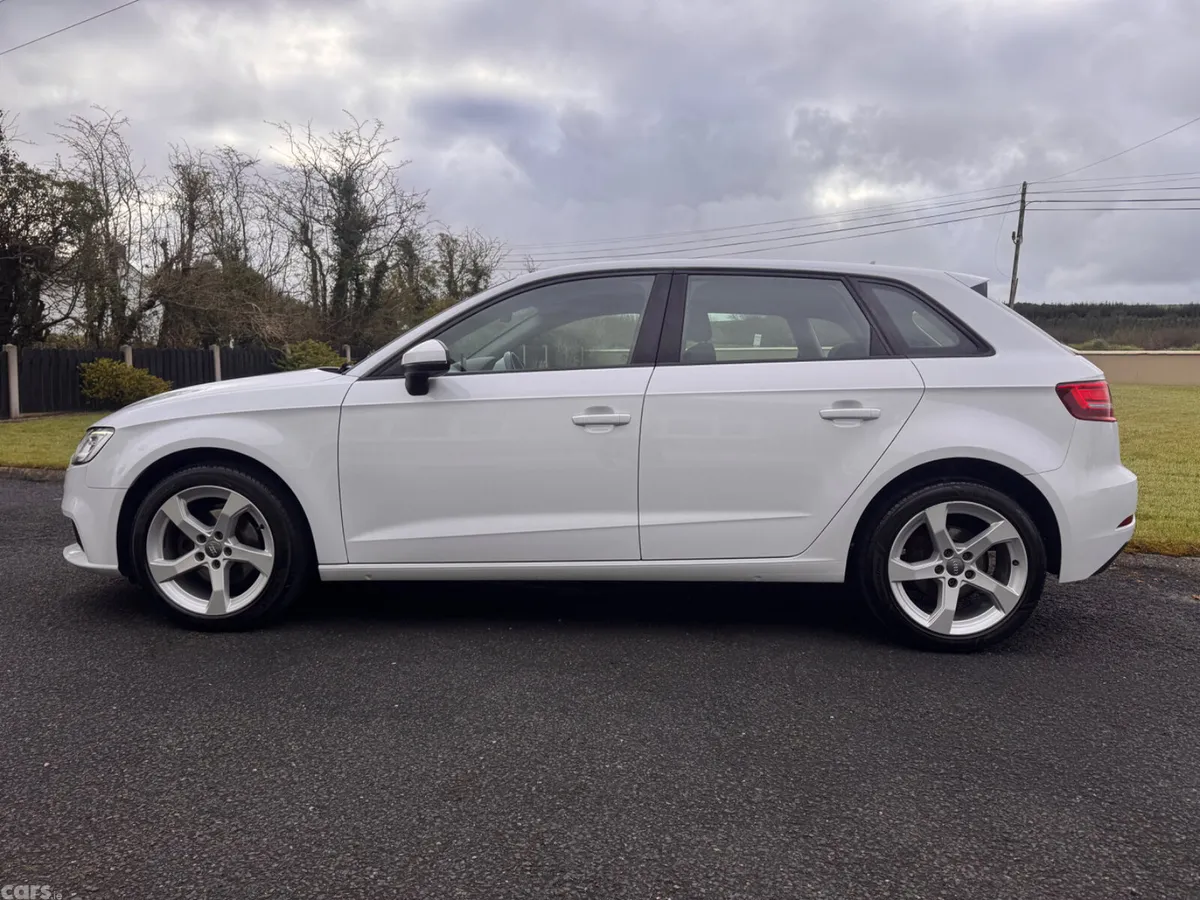 Audi A3 Hatchback, Diesel, 2017, White