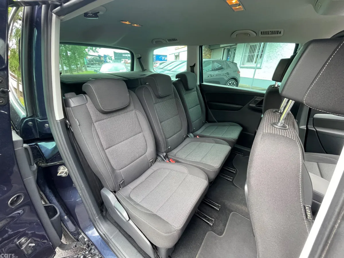 Volkswagen Sharan MPV, Diesel, 2016, Blue