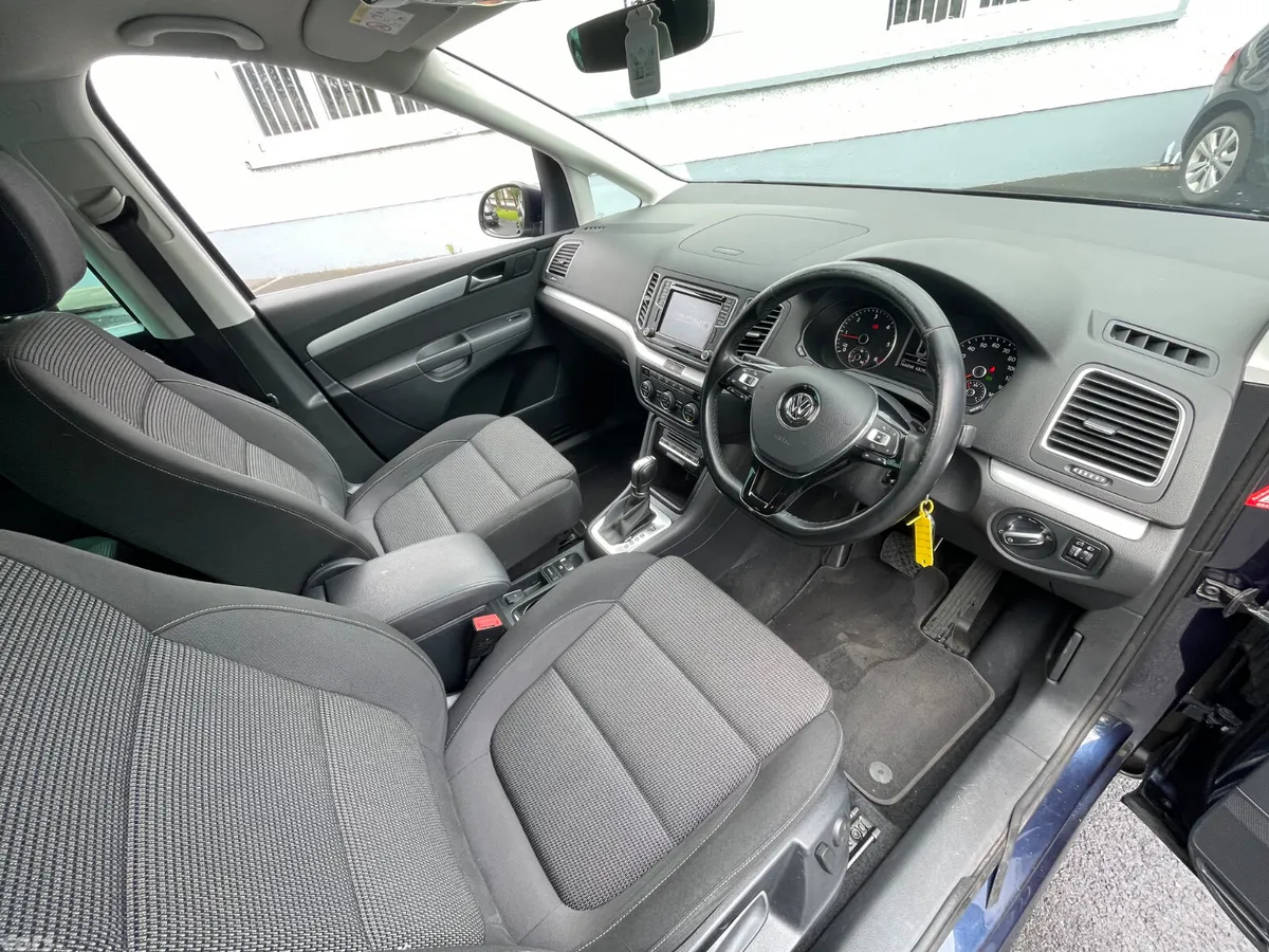 Volkswagen Sharan MPV, Diesel, 2016, Blue