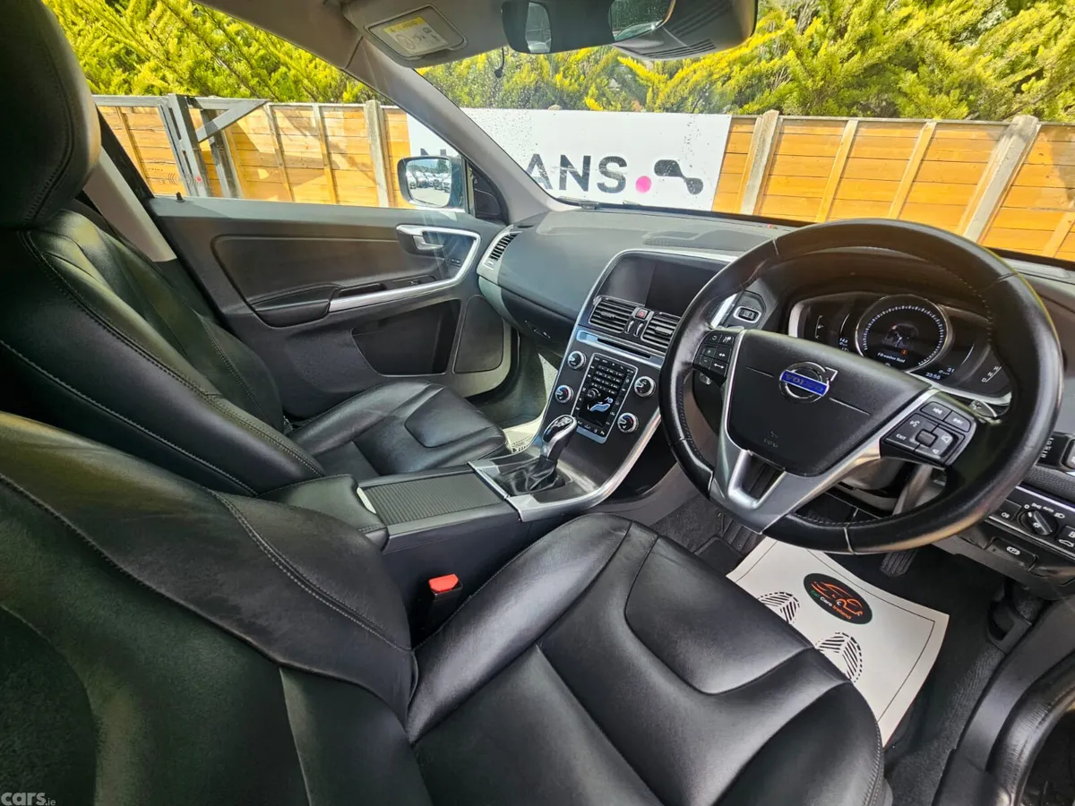 Volvo XC60 SUV, Diesel, 2016, Black
