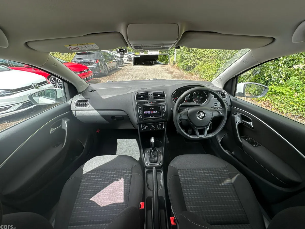 Volkswagen Polo Hatchback, Petrol, 2016, White