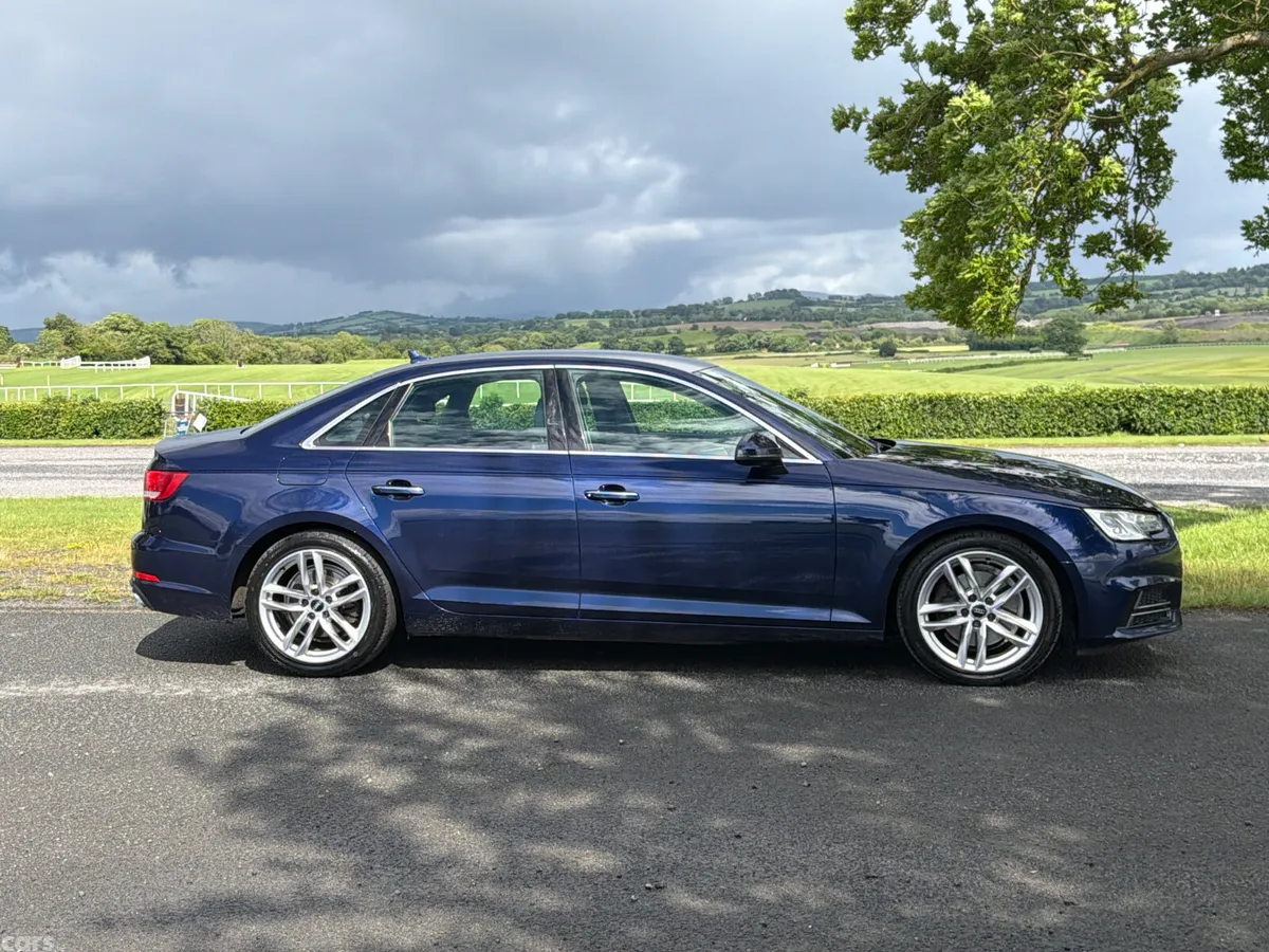 Audi A4 Saloon, Diesel, 2019, Blue