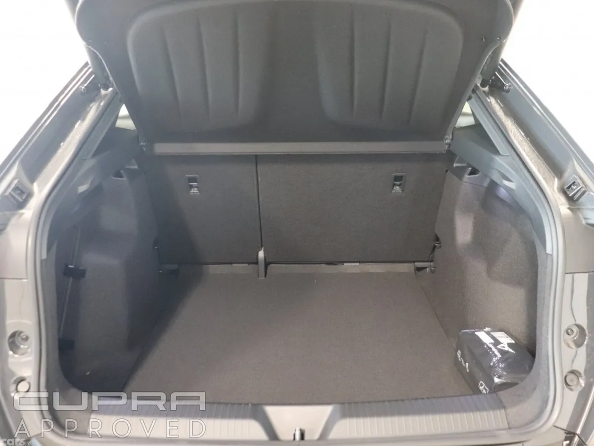 Cupra Tavascan Hatchback, Electric, 2026, Grey
