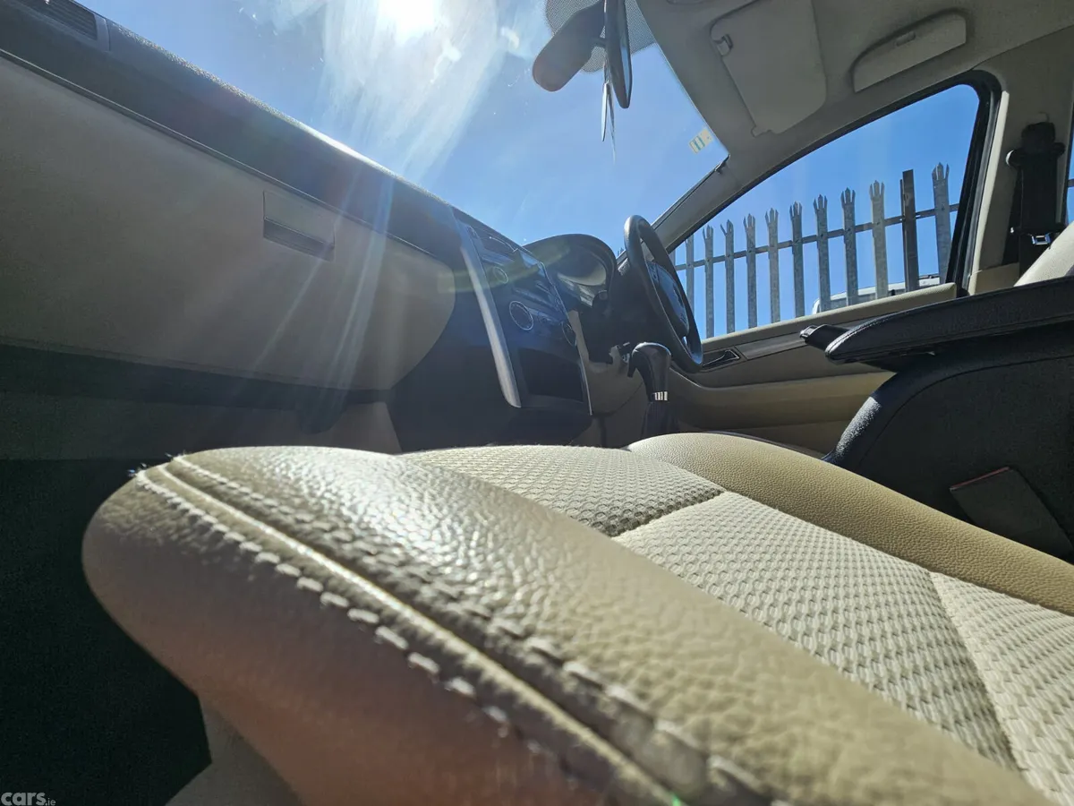 Mercedes-Benz B-Class MPV, Diesel, 2012, Black