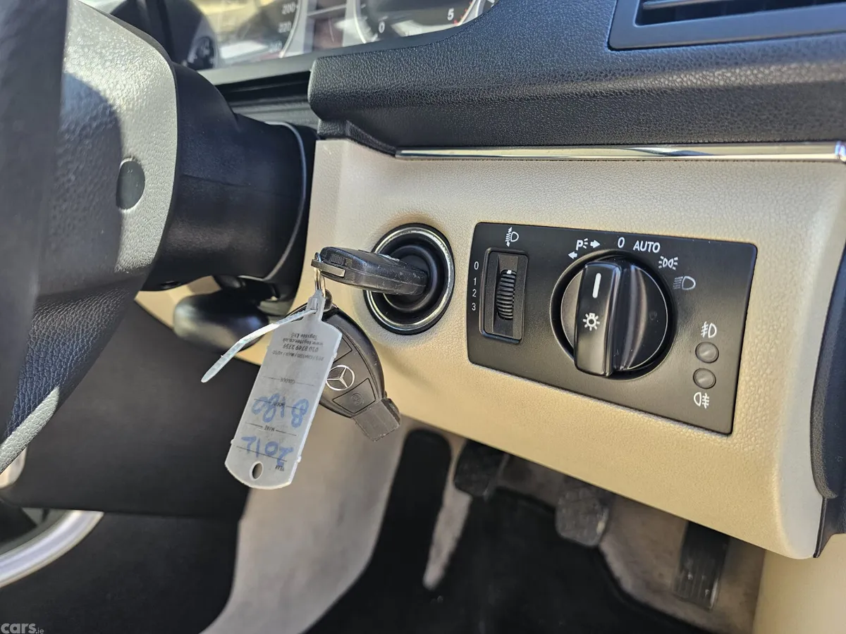 Mercedes-Benz B-Class MPV, Diesel, 2012, Black