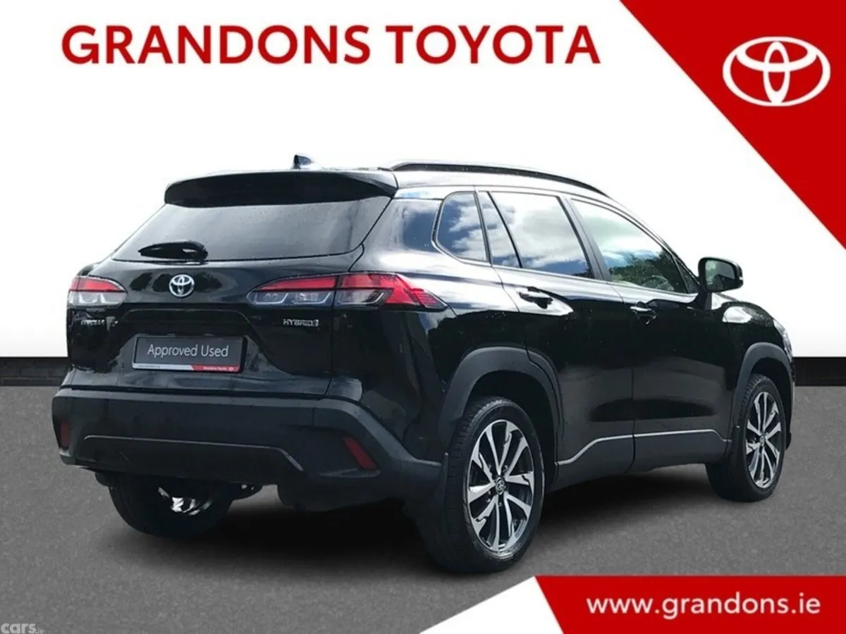 Toyota Corolla Cross Hatchback, Petrol Hybrid, 2024, Black