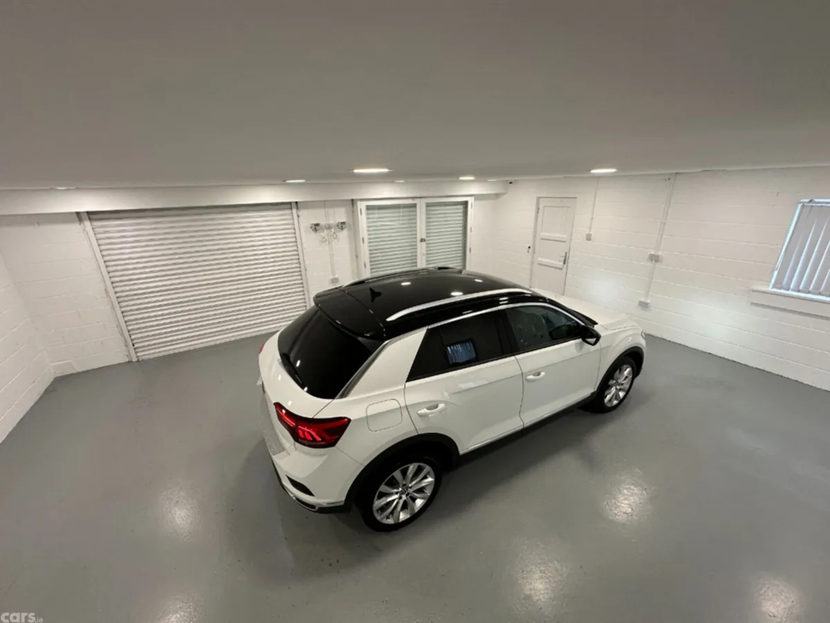 Volkswagen T-Roc SUV, Diesel, 2021, White