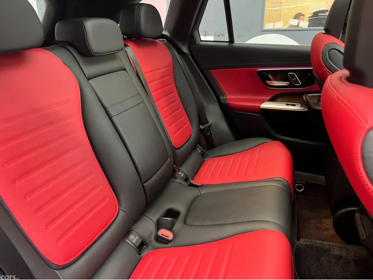 Mercedes-Benz GLC SUV, Petrol Plug-in Hybrid, 2023, Black