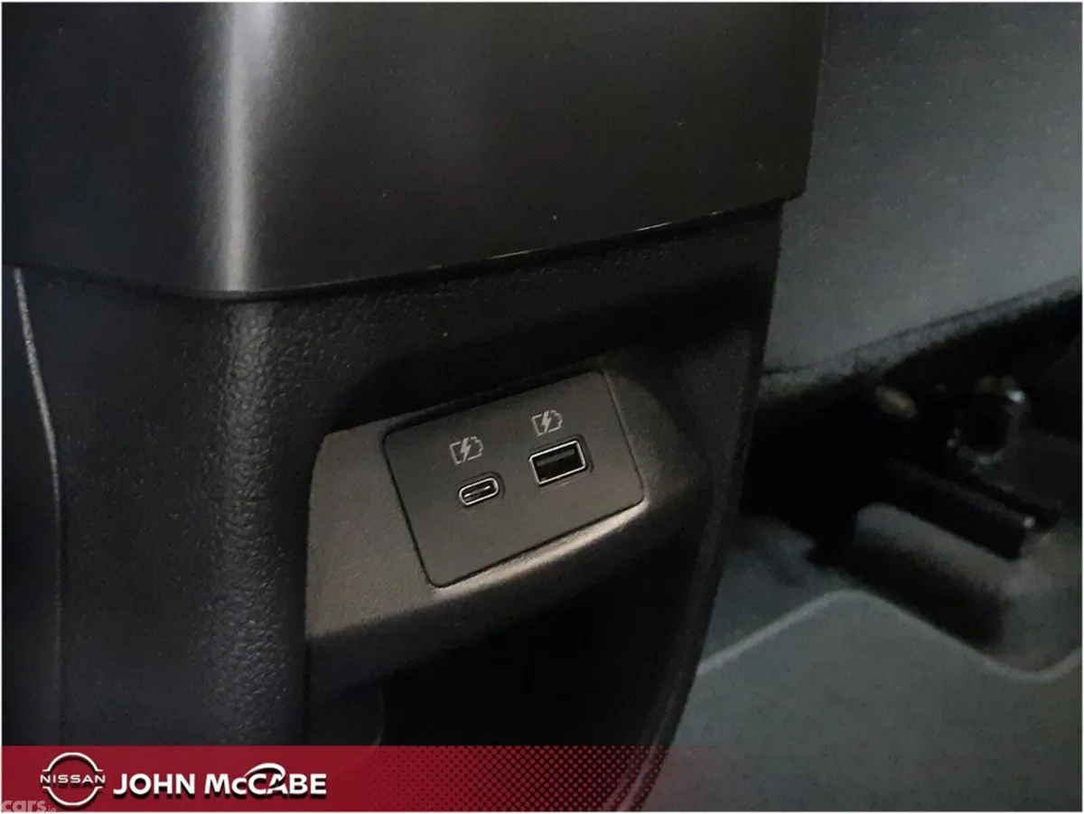 Nissan Juke MPV, Petrol, 2025, Black