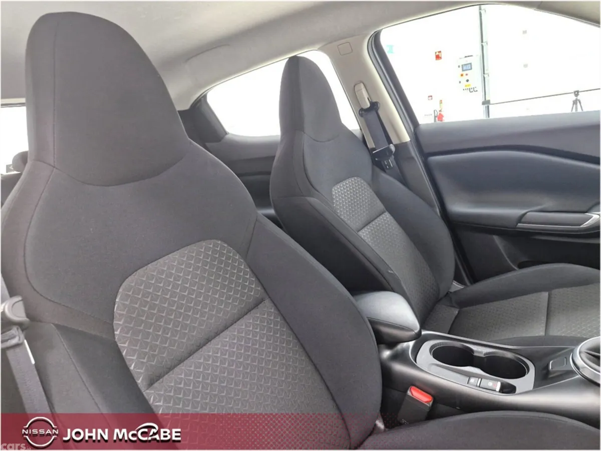 Nissan Juke MPV, Petrol, 2025, Grey