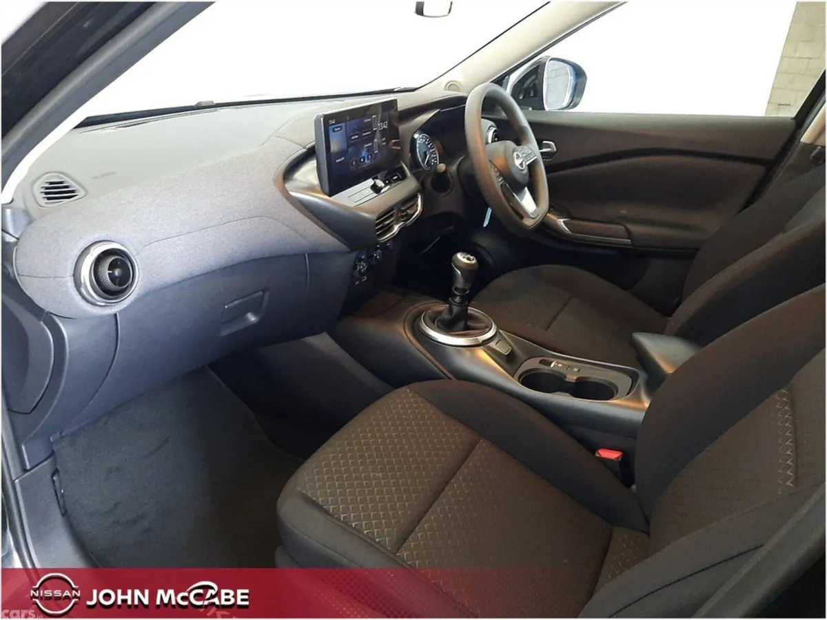Nissan Juke MPV, Petrol, 2025, Black