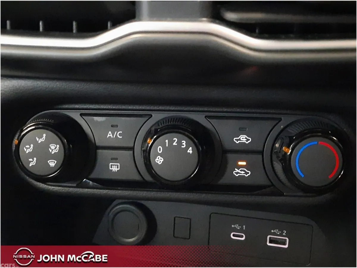 Nissan Juke MPV, Petrol, 2025, Black
