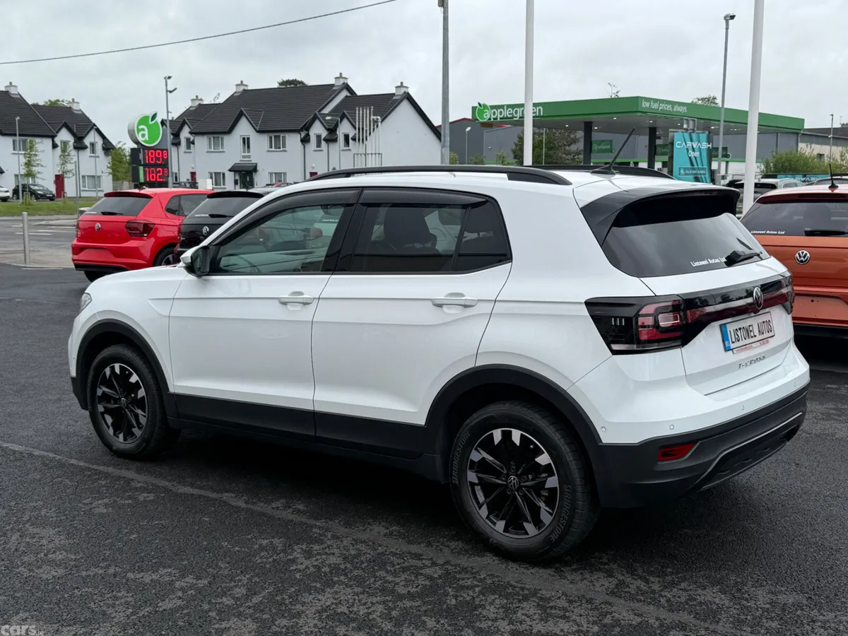 Volkswagen T-Cross SUV, Petrol, 2021, White