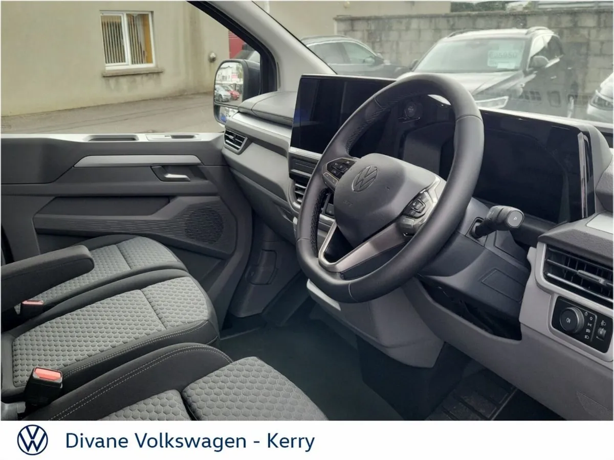 Volkswagen Caravelle MPV, Electric, 2026, Grey