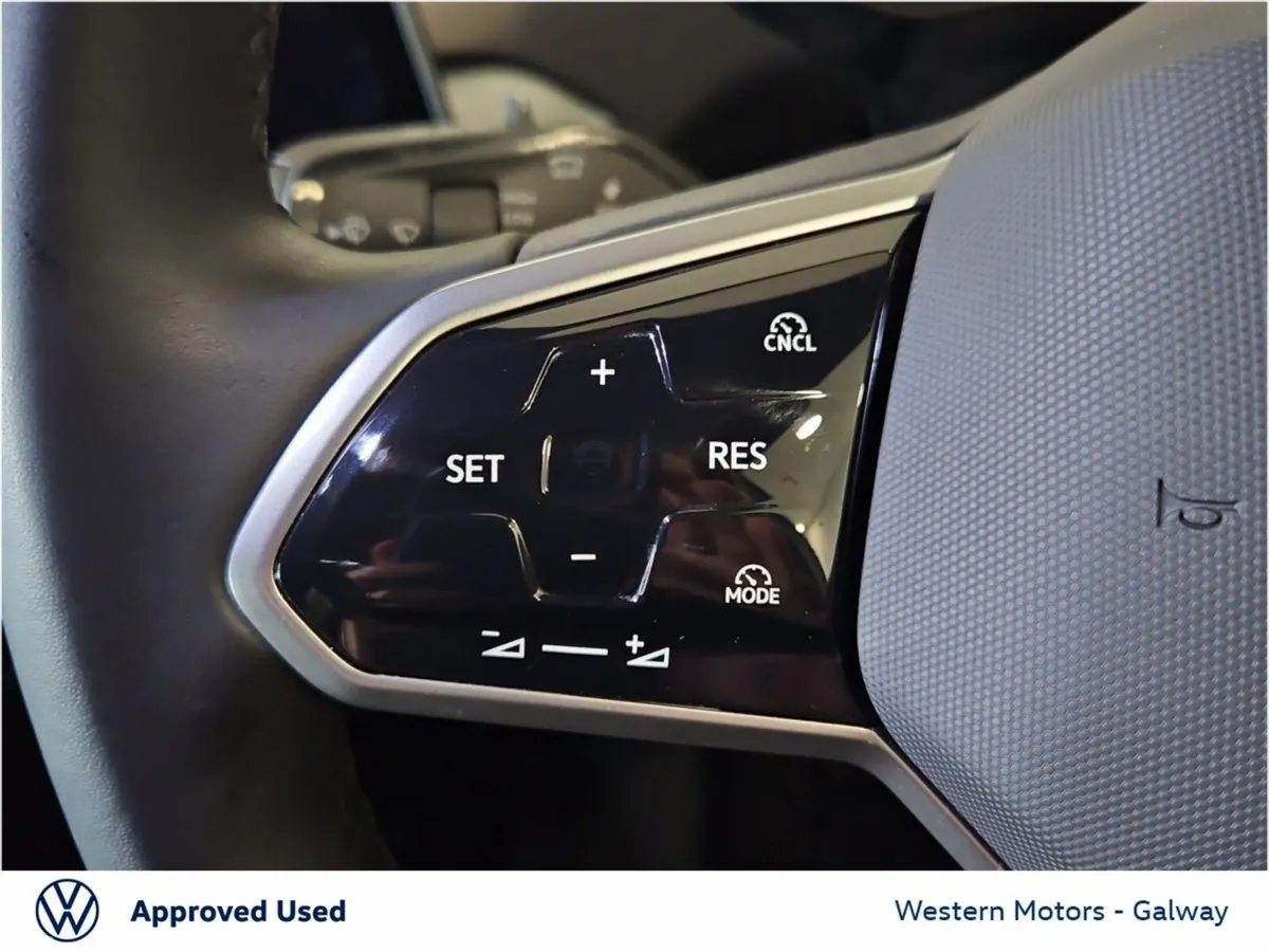 Volkswagen ID.4 SUV, Electric, 2025, White