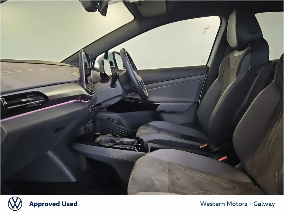Volkswagen ID.4 SUV, Electric, 2025, White