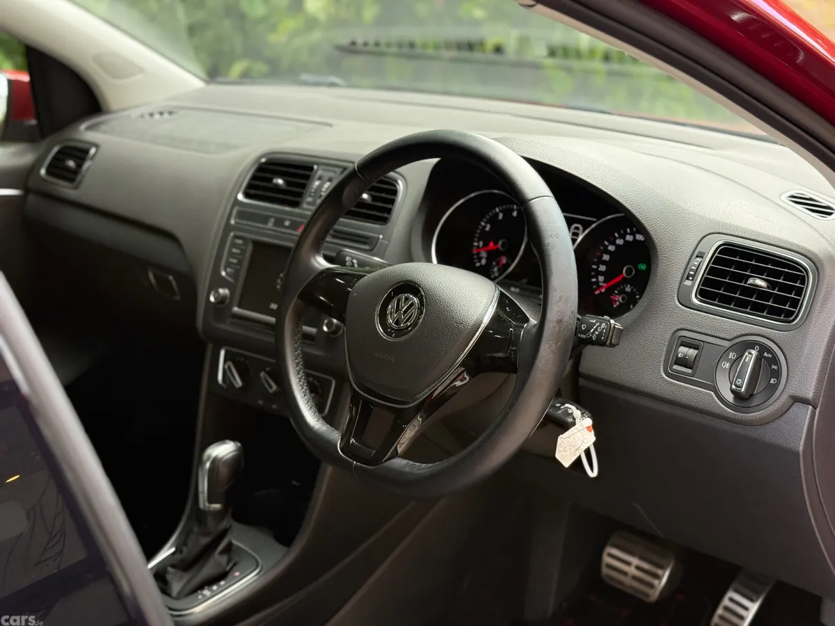 Volkswagen Polo Hatchback, Petrol, 2015, Red