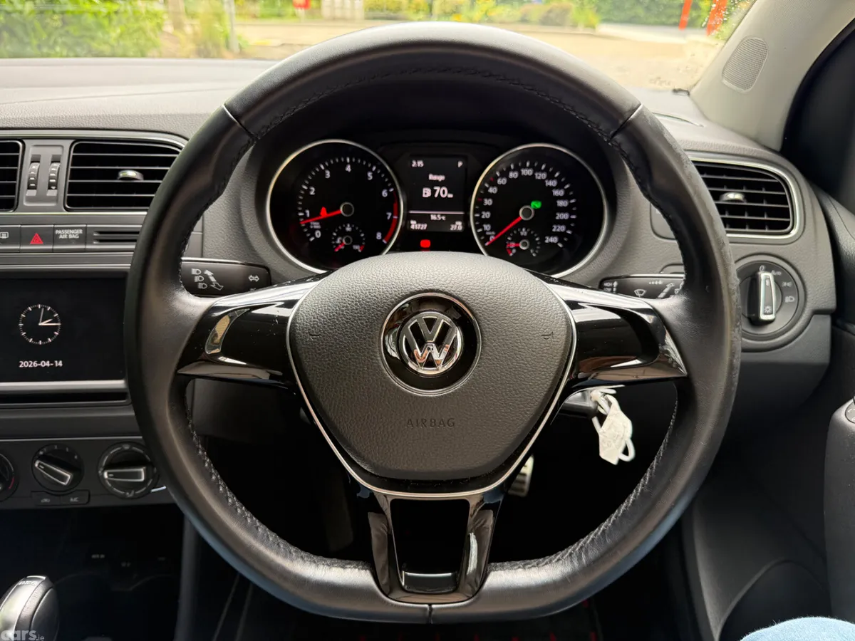 Volkswagen Polo Hatchback, Petrol, 2015, Red