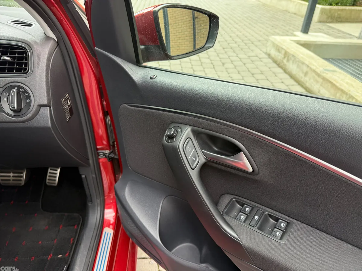Volkswagen Polo Hatchback, Petrol, 2015, Red
