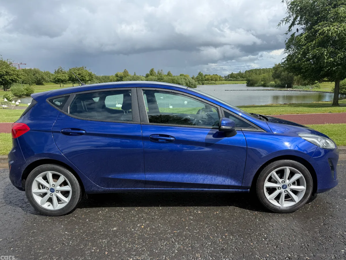 Ford Fiesta Hatchback, Petrol, 2018, Blue