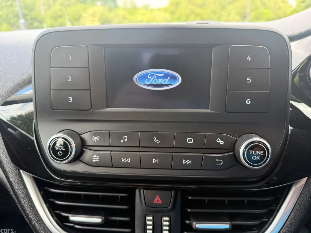 Ford Fiesta Hatchback, Petrol, 2018, Blue