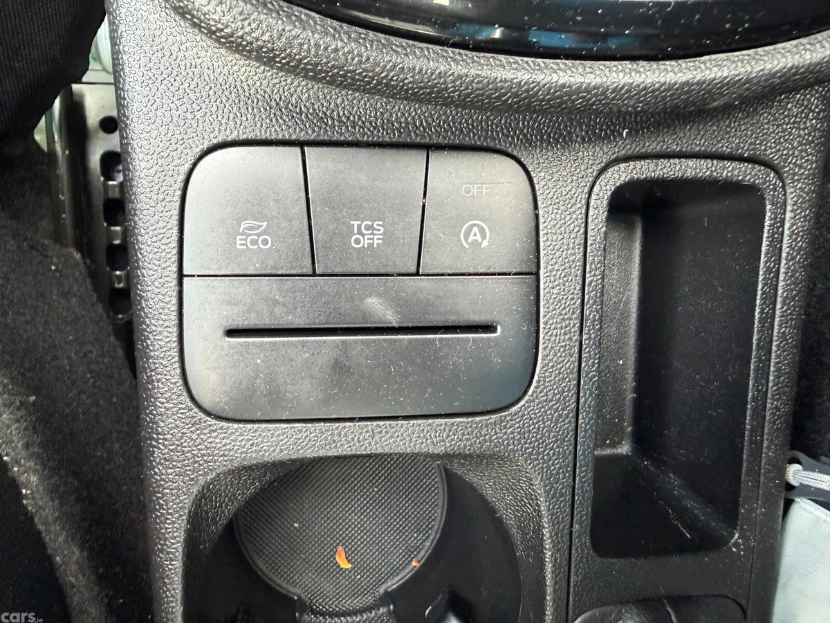 Ford Fiesta Hatchback, Petrol, 2018, Blue