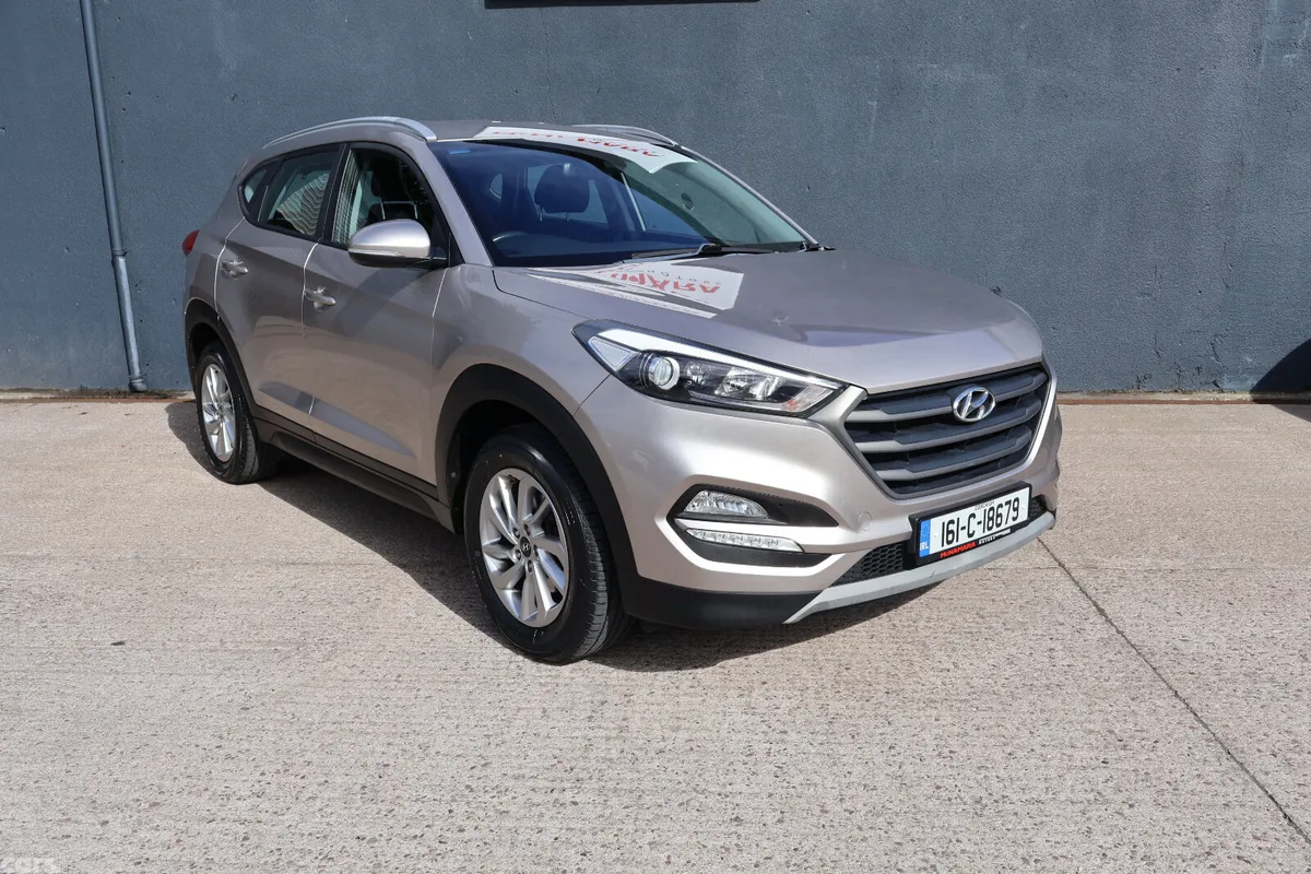 Hyundai Tucson SUV, Diesel, 2016, Beige