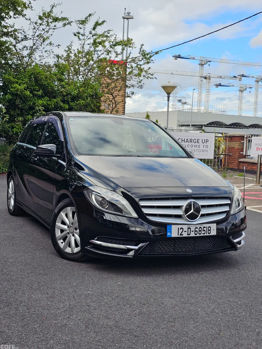 Mercedes-Benz B-Class MPV, Petrol, 2012, Black
