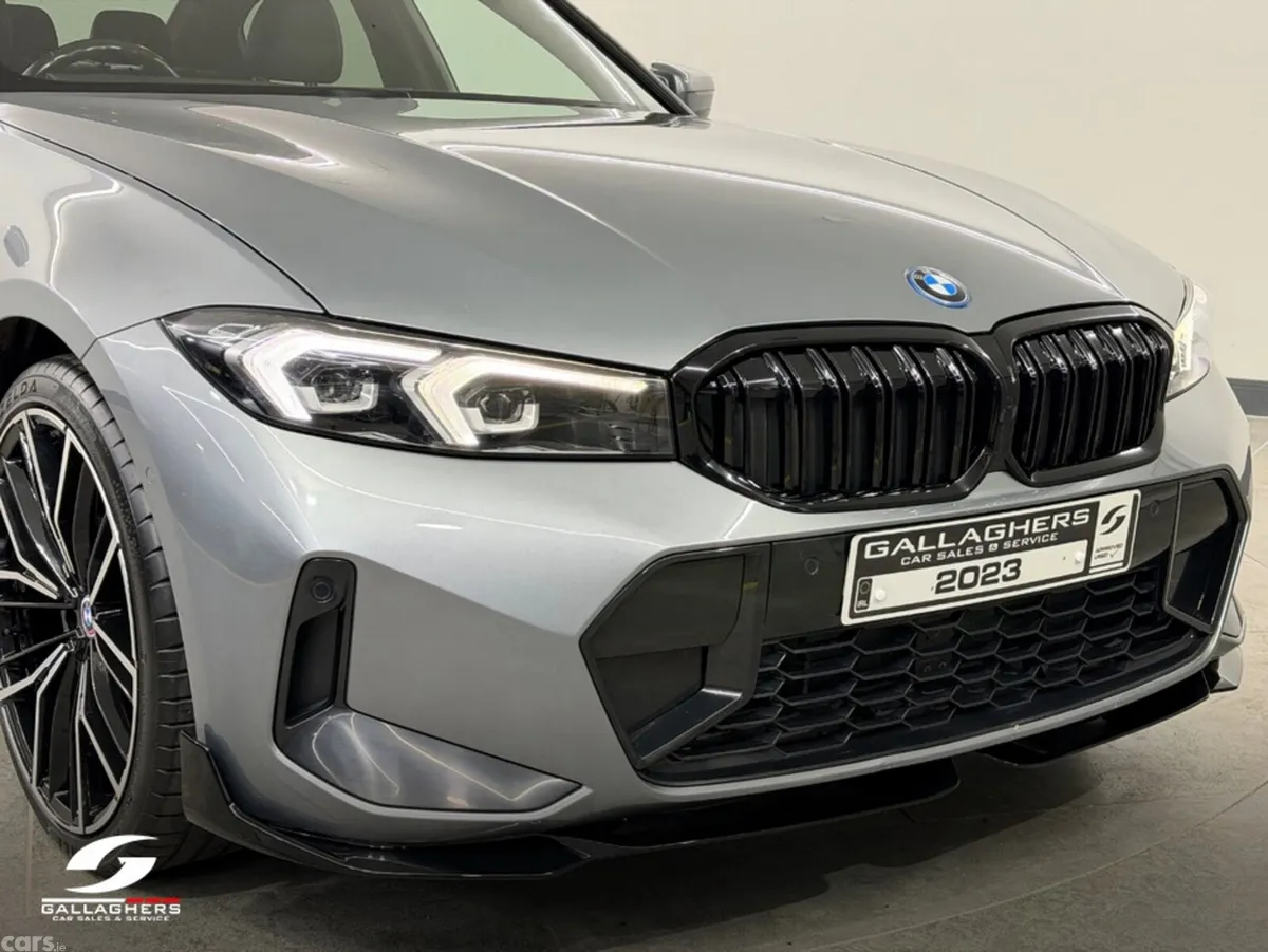 BMW 3-Series Saloon, Petrol Plug-in Hybrid, 2023, Grey
