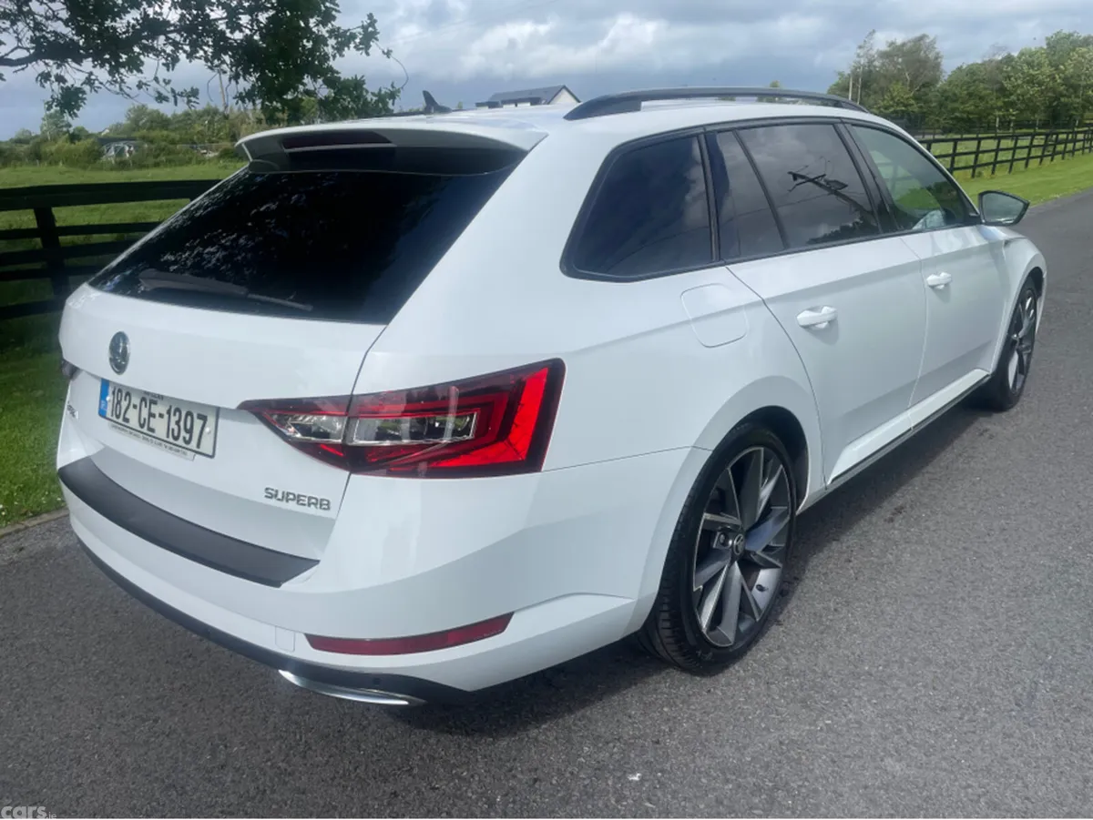 Skoda Superb Estate, Diesel, 2018, White