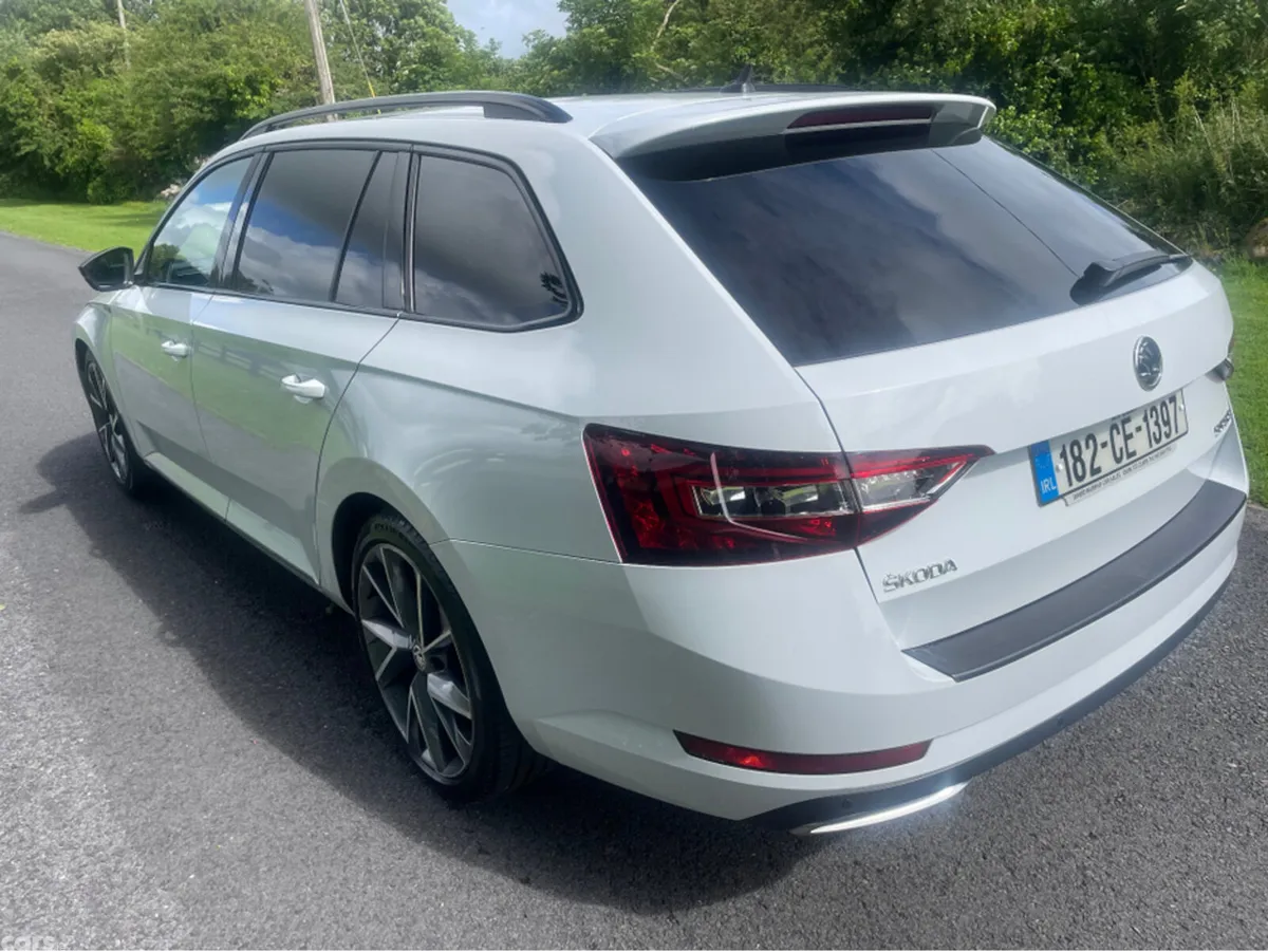 Skoda Superb Estate, Diesel, 2018, White