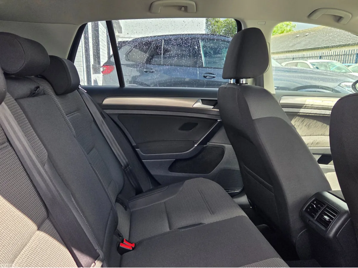 Volkswagen Golf Hatchback, Petrol, 2016, Black