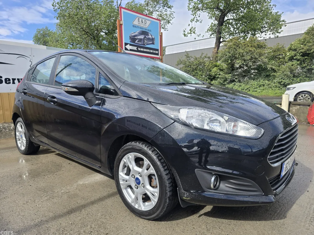 Ford Fiesta Hatchback, Petrol, 2016, Black
