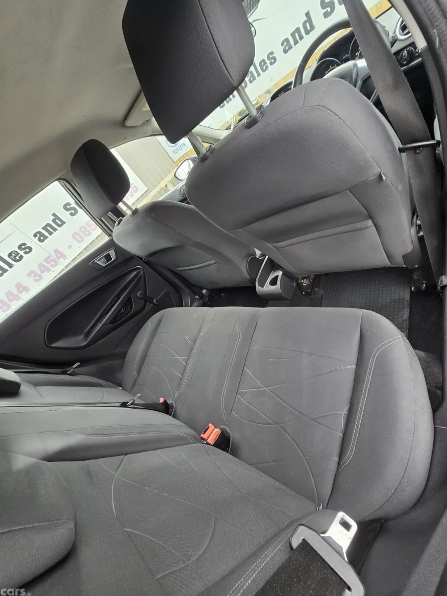 Ford Fiesta Hatchback, Petrol, 2016, Black