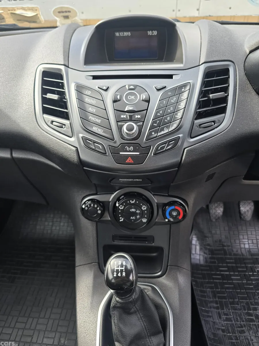 Ford Fiesta Hatchback, Petrol, 2016, Black