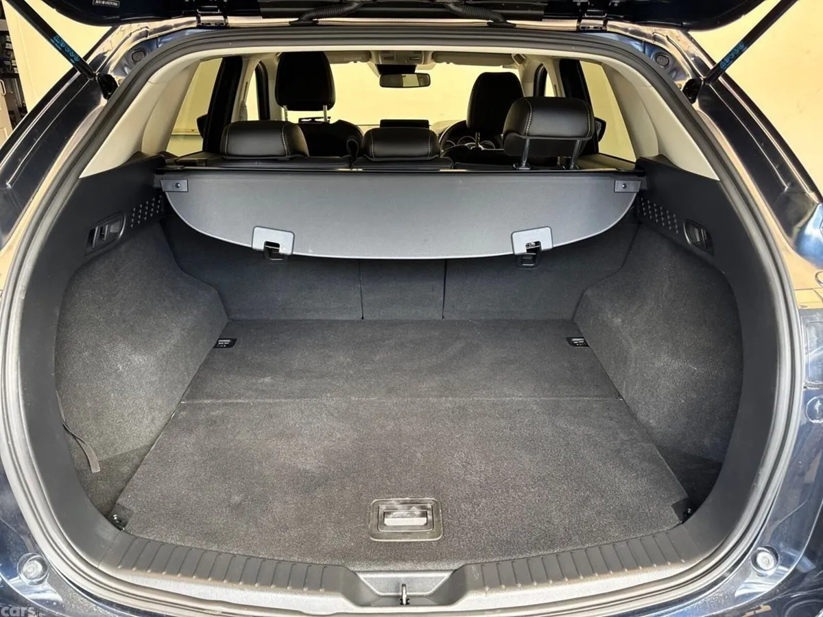 Mazda CX-5 SUV, Diesel, 2024, Blue