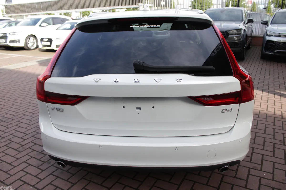 Volvo V90 Estate, Diesel, 2019, White